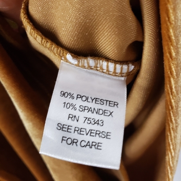 Torn by Ronny Kobo Velvet Flare Sleeve Top - Picture 5 of 9